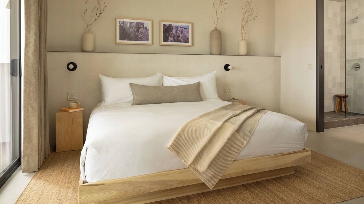Downtown Palm Springs Hotel | Stylish Escape w/Complimentary Bikes, Poolside & Downtown Access