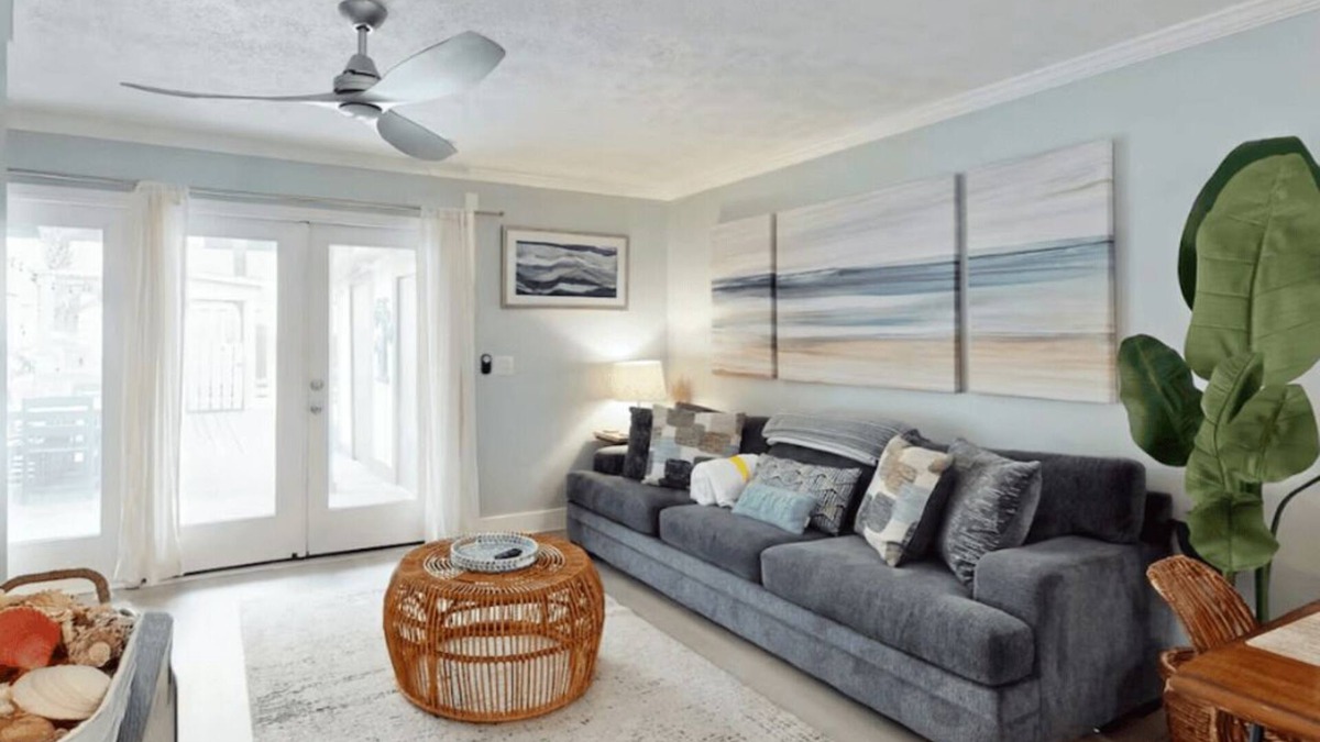Panama City Beach House | Stylish Family-Friendly Townhome: Steps to Beach+hot tub+king bed