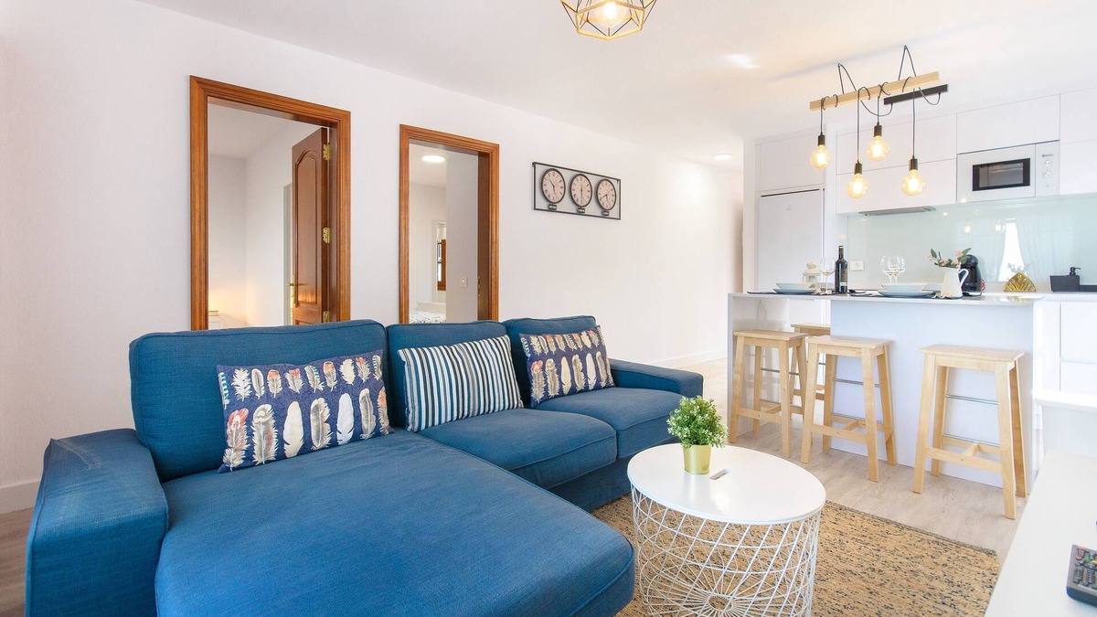 Playa Honda Apartment | Stylish Holiday Apartment "Vela" Close to the Beach with Wi-Fi & Terrace