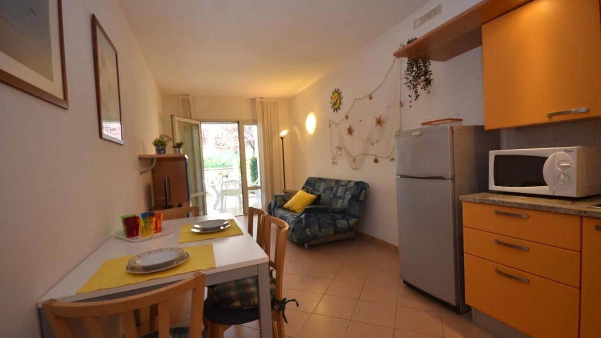 Bibione Pineda Apartment | Stylish Holiday Home in a Brand New Poolside Residence