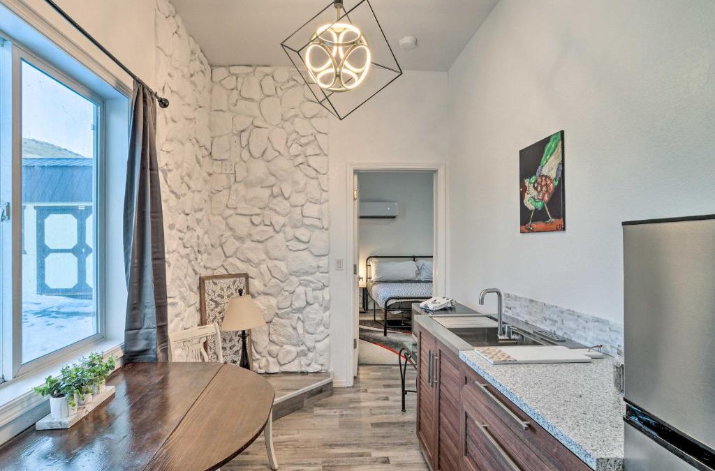 Altamont Apartment | Stylish Klamath Falls Unit Less Than half Mi to OIT!