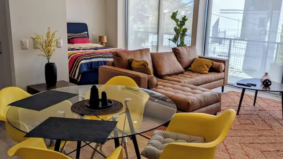 Financial District Apartment | Stylish loft at new upscale tower in Providencia, security 24/7, gym, location!