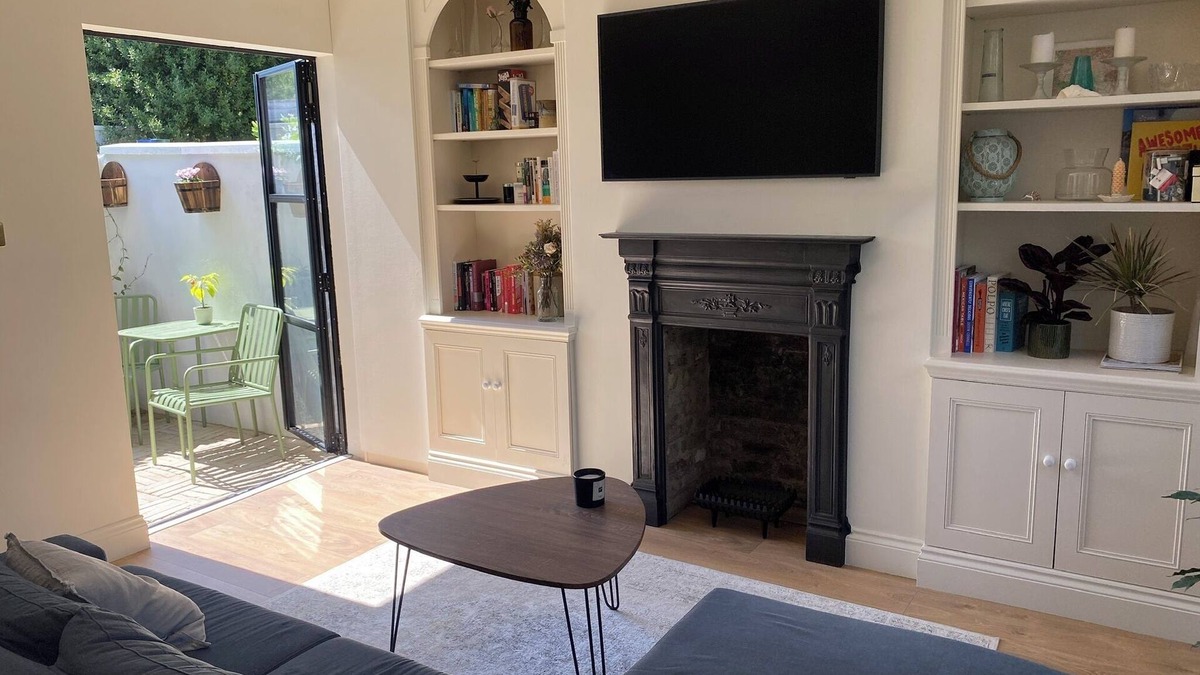 Latchmere House | Stylish, luxury 3-bedroom house in Battersea. Steps from Clapham Junction!