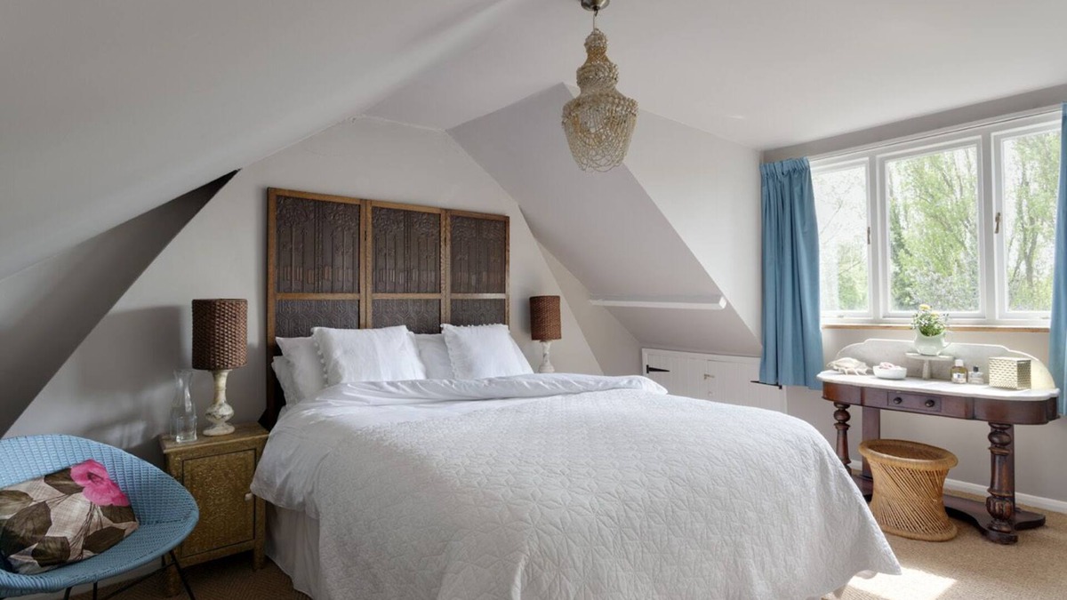 Rye House | Stylish Luxury Let In Rye. Walk To Shops/Pubs/Restaurants + Near Beach