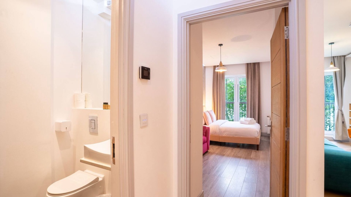 Kilburn Apartment | Stylish Modern 1 Bed Apartment in London NW6*3
