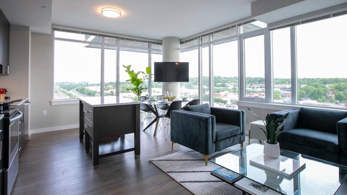 Taylor Run Apartment | ⚜Stylish + Modern 2-Bdrm Apt⚜King Bed☞FreeParking☜