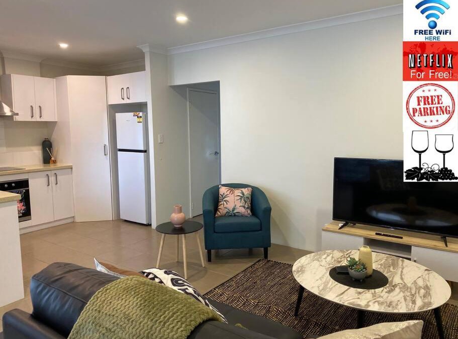 Kewdale Apartment | Stylish Modern Airport City WIFI Park Netflix Wine