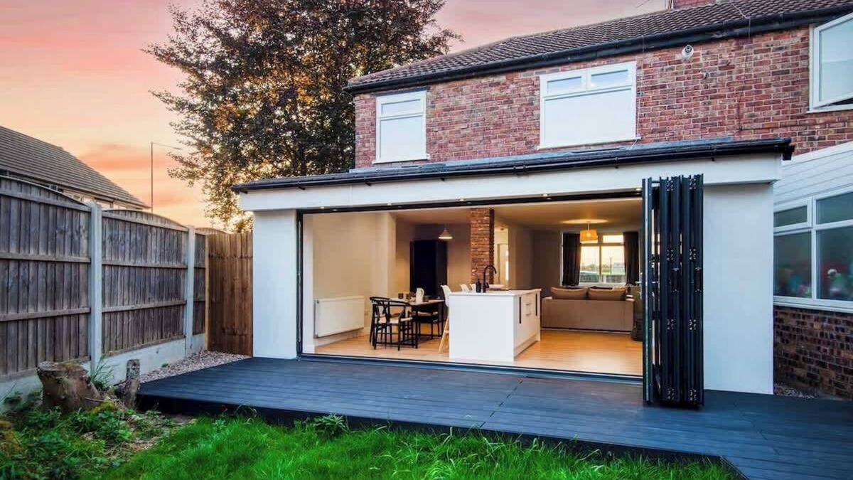 Clayton House | Stylish Modern home near Mcr Centre Co-Op & Etihad