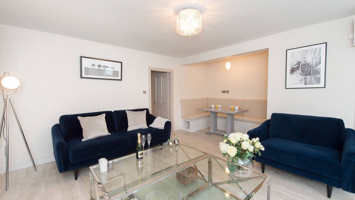 Harrogate City Centre Apartment | Stylish, newly renovated apartment in central Harrogate
