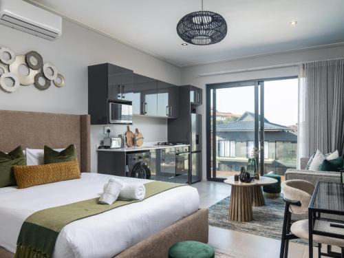 Umhlali Apartment | Stylish Ocean Club Apartment F25