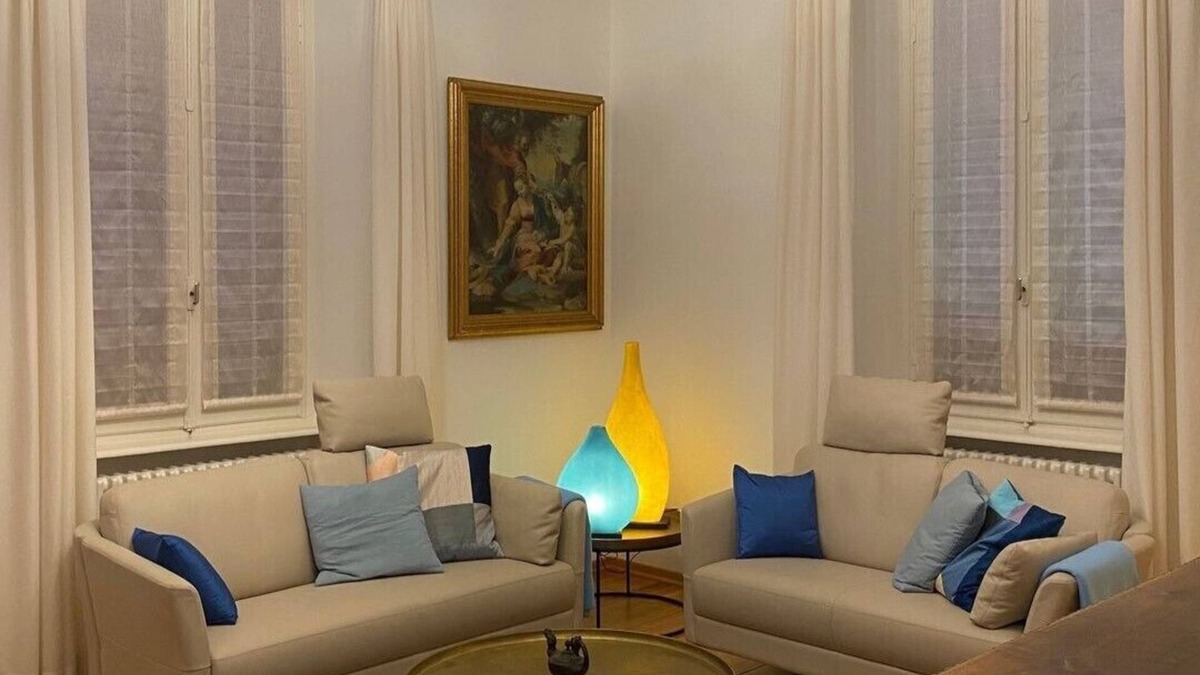 Bellinzona Apartment | Stylish old town flat in a top location in the Ticino capital - ideal for a city