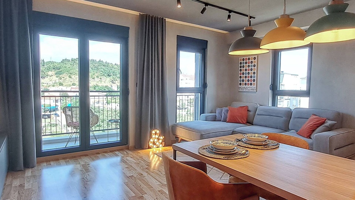 Podgorica Apartment | Stylish One Bedroom Apartment