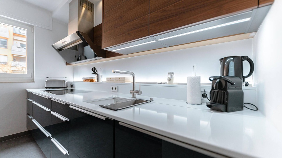 Cents Apartment | Stylish Open 1BR Apt in Cents w Balcony