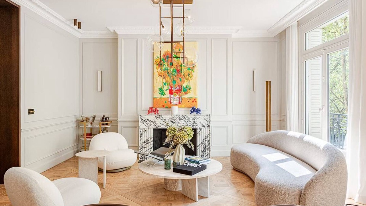 Champs-Elysees Apartment | Stylish Parisian Escape on Ave. George V – Walk to Eiffel Tower & Champs-Élysées