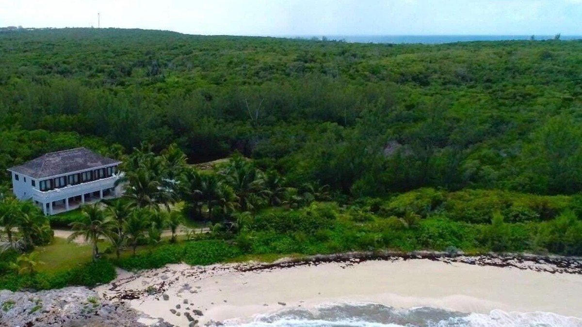 Governor's Harbour House | Stylish & Private Beachfront Home w/Heated Pool, Walk to Restaurants
