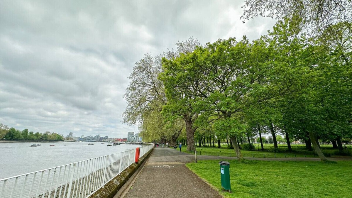 Thamesfield Apartment | Stylish Putney Apartment w/Thames View & Parking