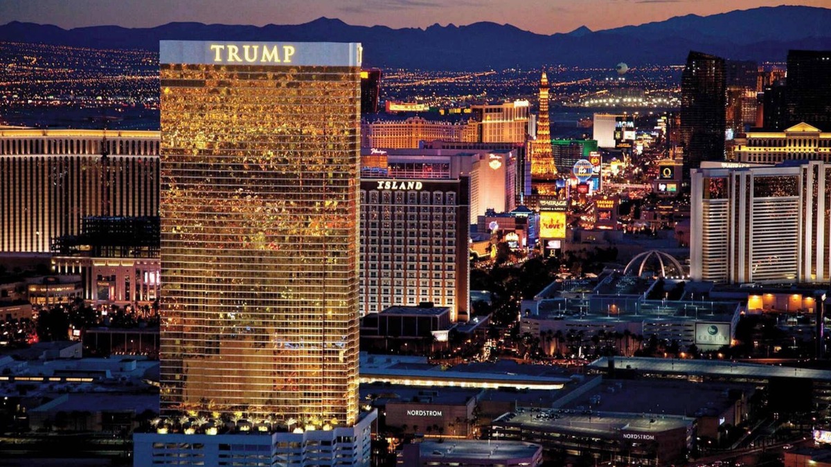 Las Vegas Apartment | Stylish Renovated Studio at Trump Tower 3324