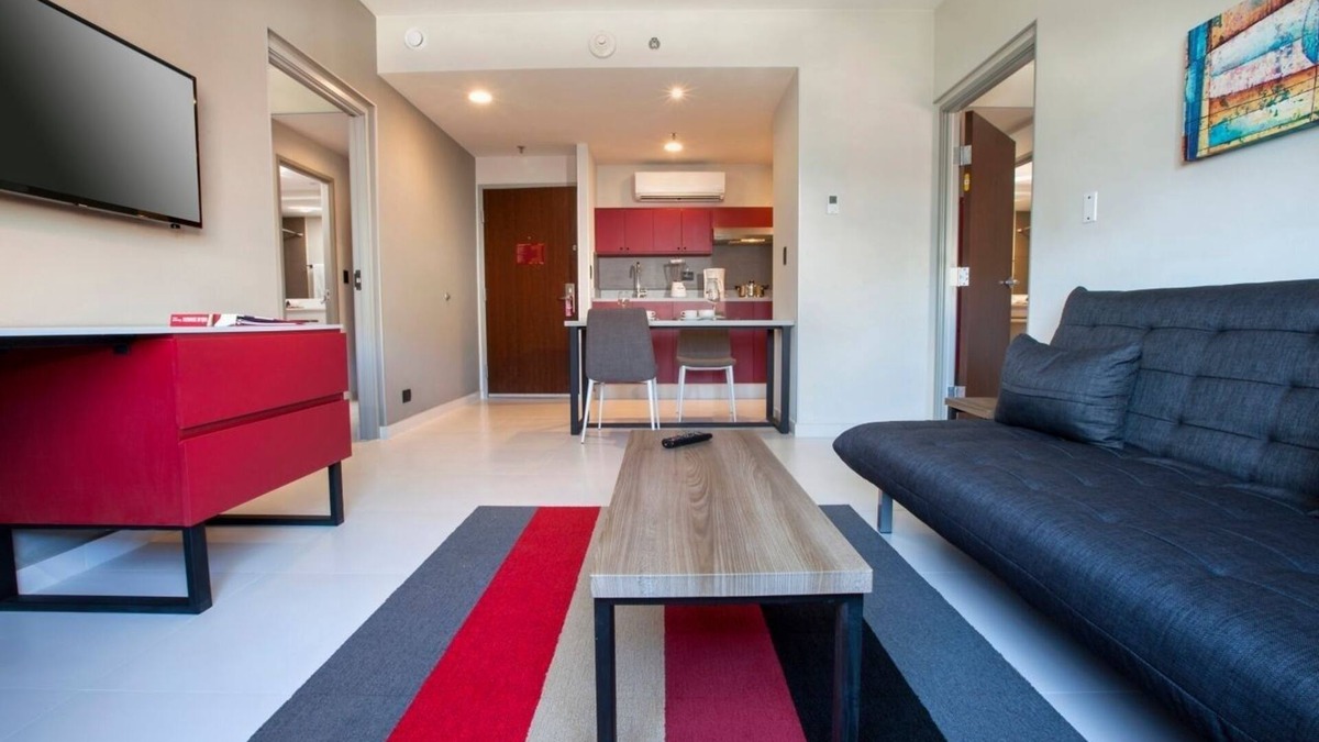 El Tezal Hotel | Stylish Retreat in Cabo – 2 Units Steps to Shopping, Marina & Medano Beach