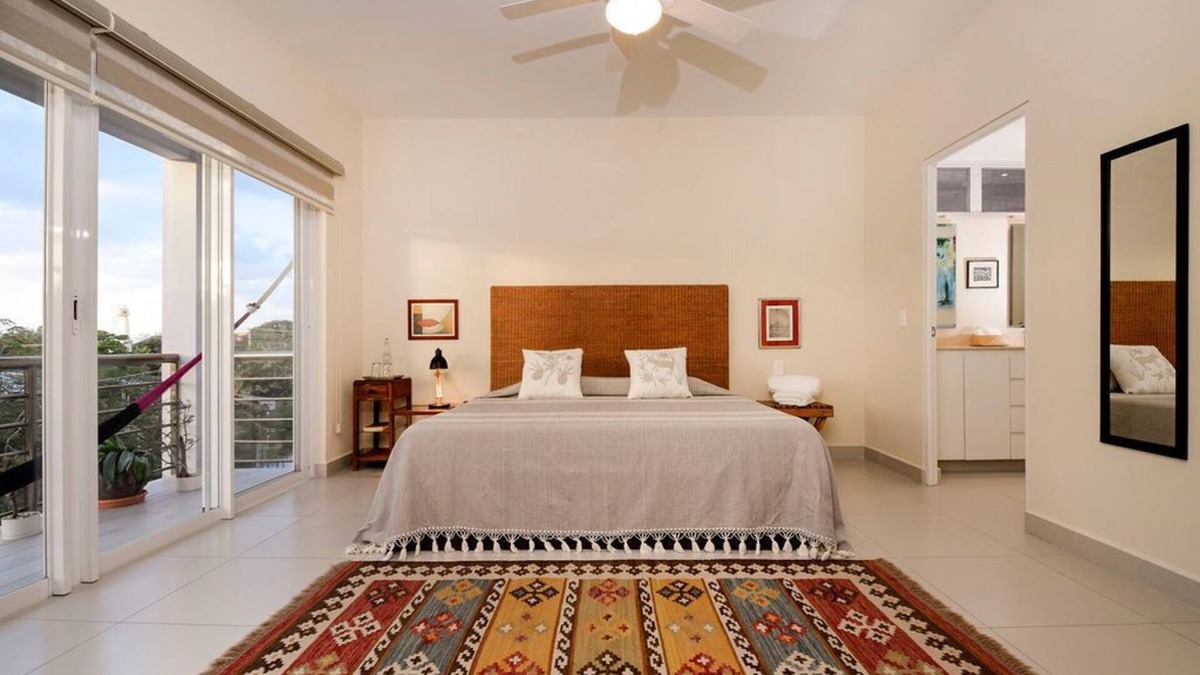 Colonia Centro Condo | Stylish & Spacious 3 bdrm condo Pool, Wi-Fi.