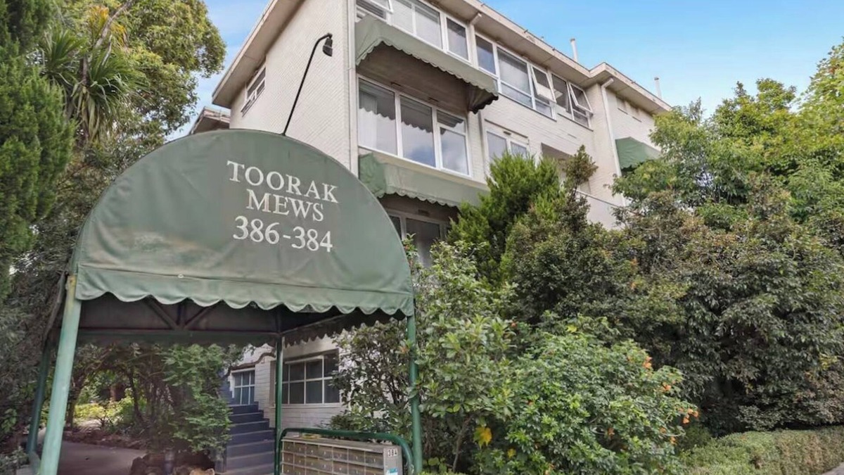 Toorak House | Stylish South Yarra Escape + Free Parking