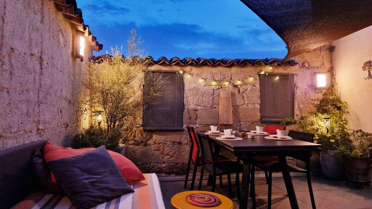 Pezenas House | Stylish Stone House: Private Roof Terrace, Designer kitchen, Parking, AirCo