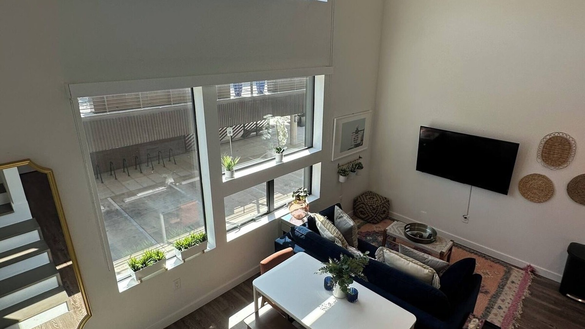 East Cesar Chavez Apartment | Stylish Studio in downtown Austin