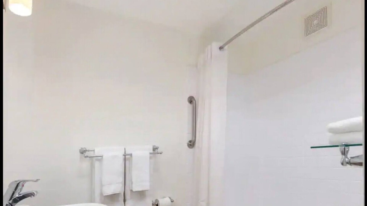 Chinatown Hotel | Stylish Studio Suite in San Francisco