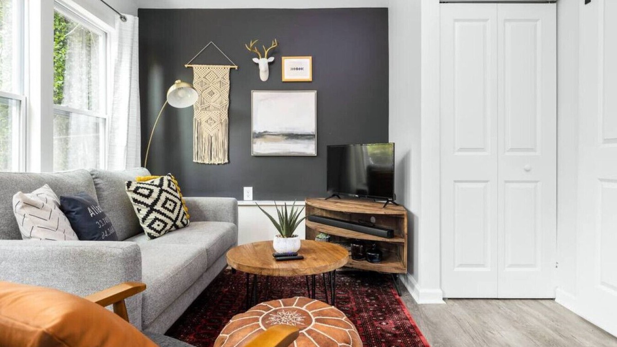 Mountain Brooke House | Stylish Tiny House Retreat near Decatur & Atlanta