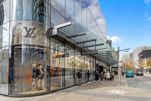 Perth Central Business District Apartment | Stylish Urban Gem Downtown Perth