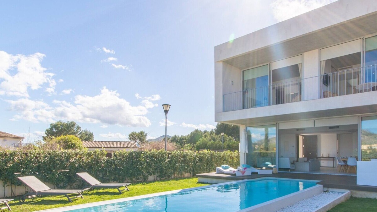 es Bacares Villa | Stylish Villa Barcares Suit near Beach & Town