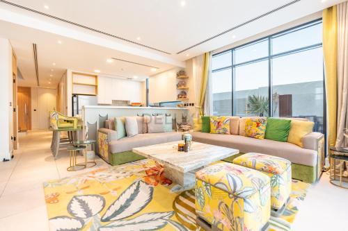 Dubai Villa | Stylish Villa with Private Pool, Near Clubhouse, Jumeirah Golf Estates by Deluxe Holiday Homes