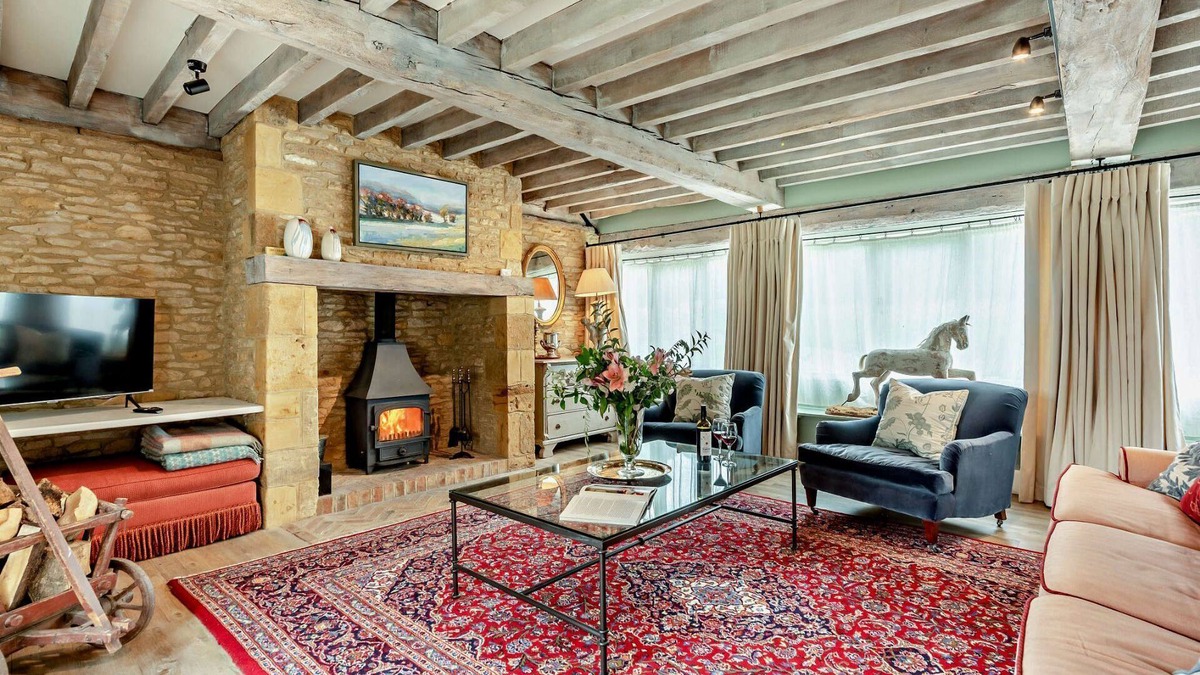 Broadwell Cottage | Stylishly presented dog friendly Cotswold barn conversion - Rectory Barn