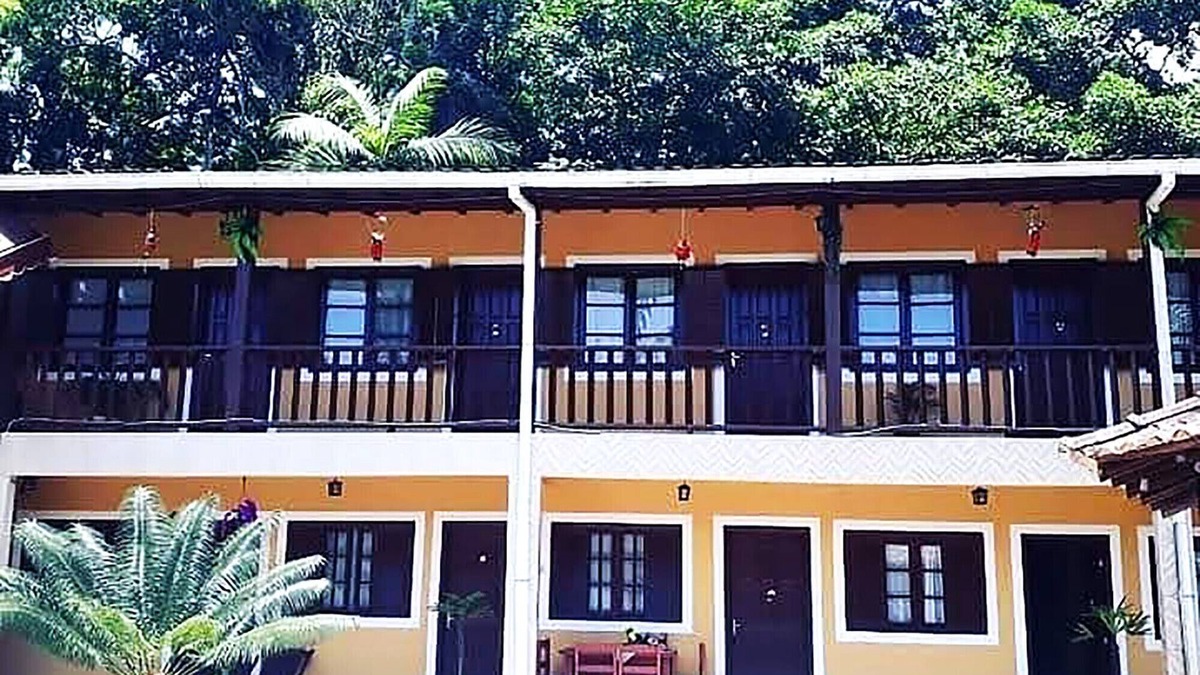 Ponte Branca Apartment | Suíte aconchegante dentro de uma pousada em Paraty