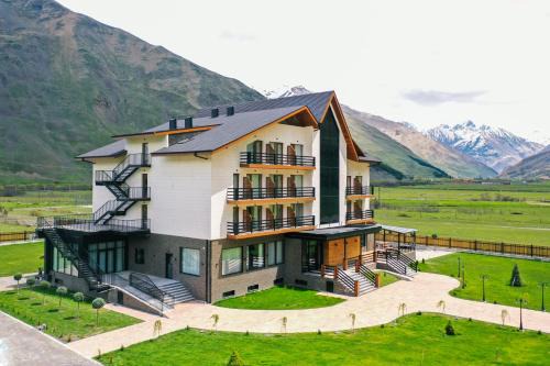Kazbegi Hotel | Suatis Resort Kazbegi