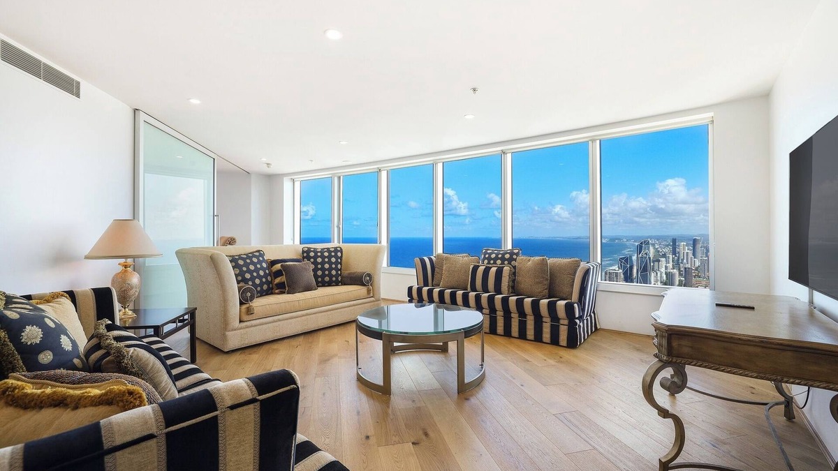 Surfers Paradise Apartment | Sub Penthouse 6203 - 3 bedrooms Level 62