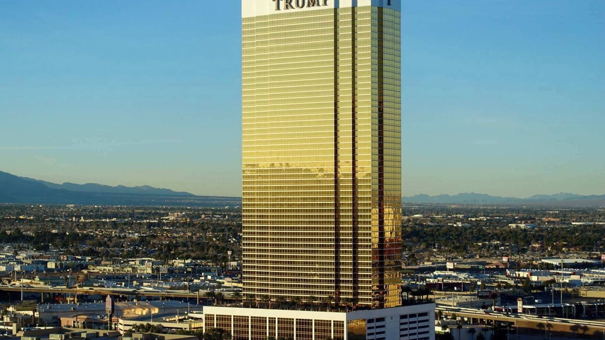 Las Vegas Apartment | Sub Penthouse Trump Tower Studio 4112