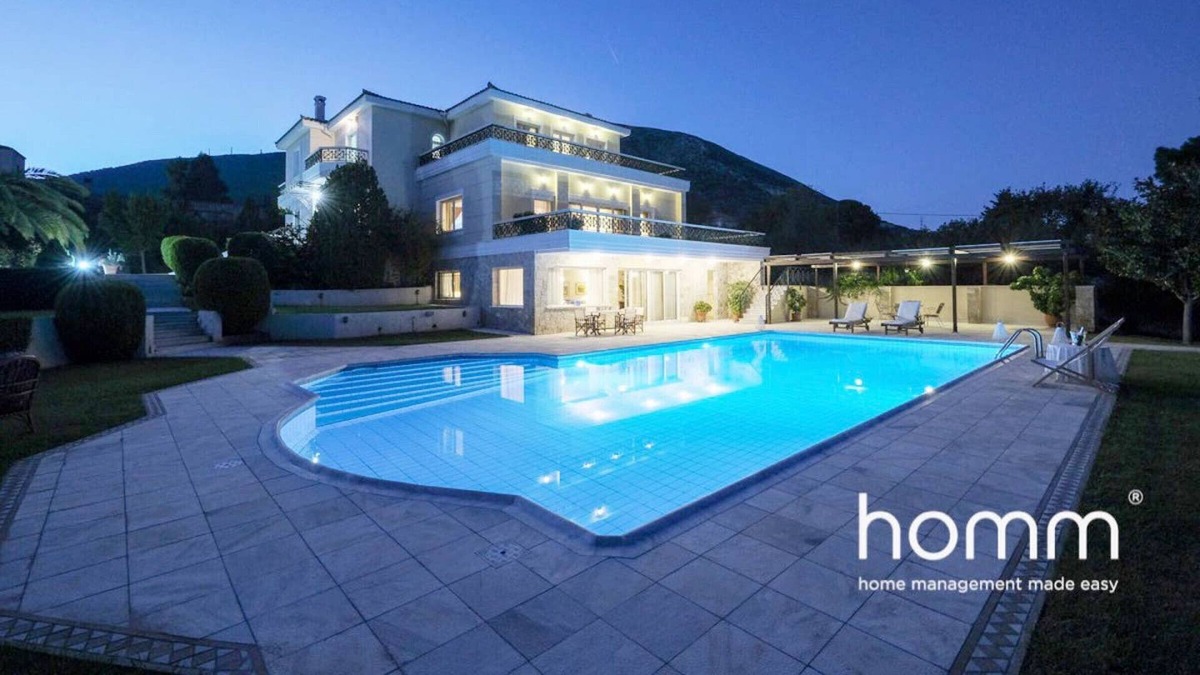 Kropia Villa | Sublime Luxurious homm Villa in Paiania