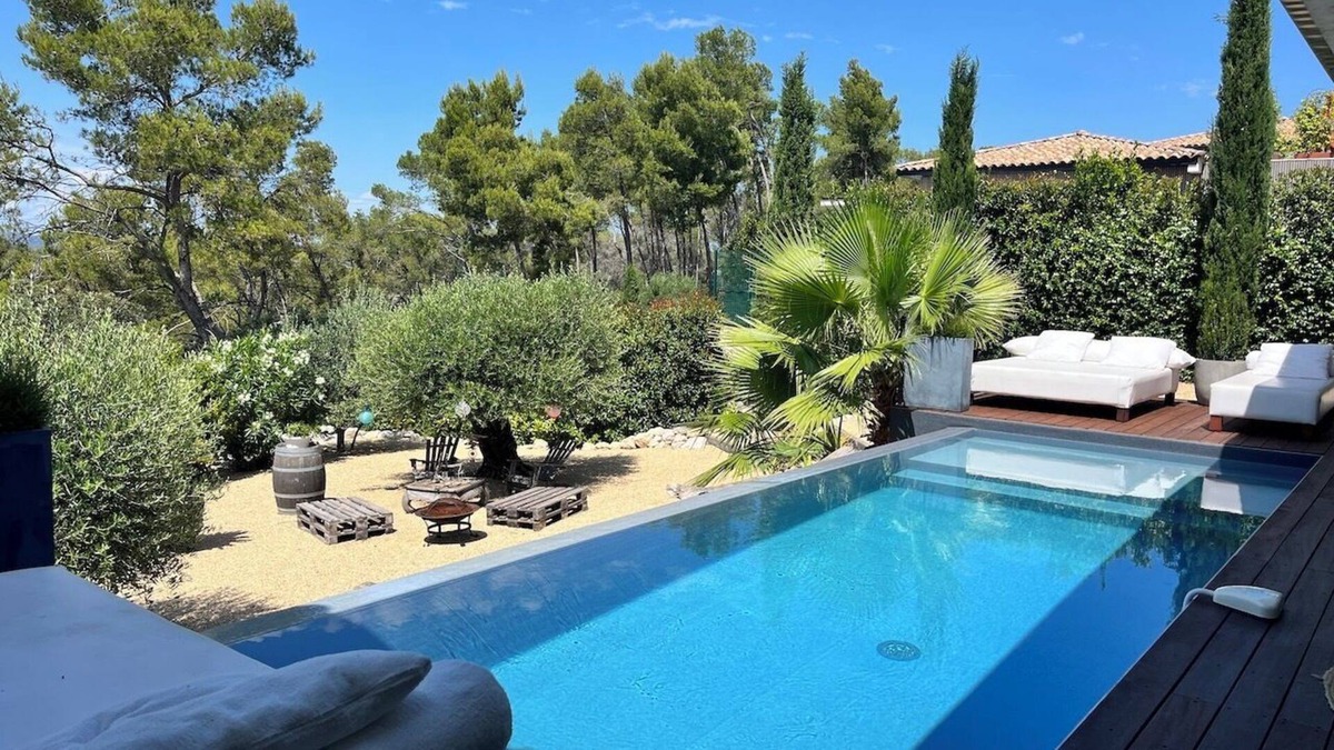 Montferrier-sur-Lez House | Sublime contemporary villa with swimming pool and panoramic view