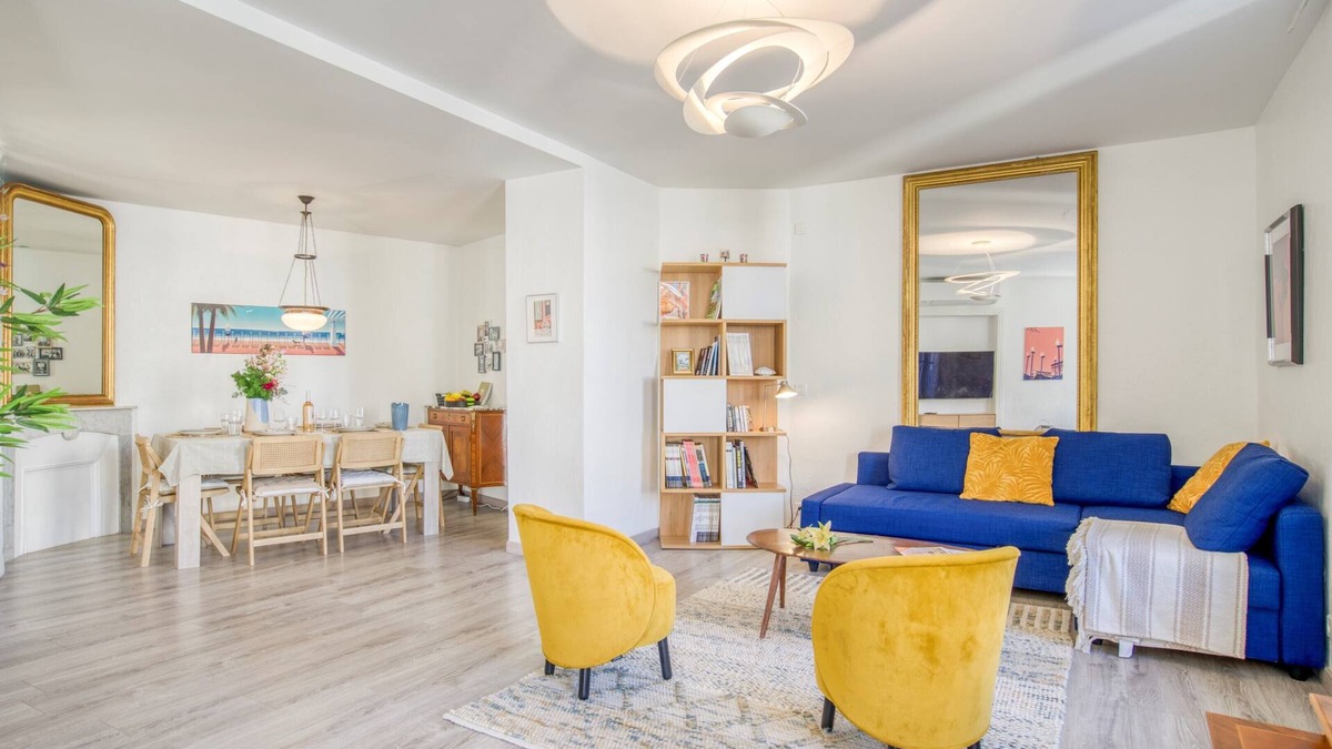 Jean-Medecin Apartment | Sublime flat, city centre, modern, balconies, air conditioning, refurbished