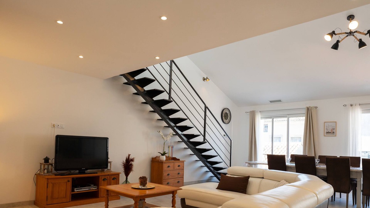Vias Villa | Sublime Loft de 130m² climatisé au calme