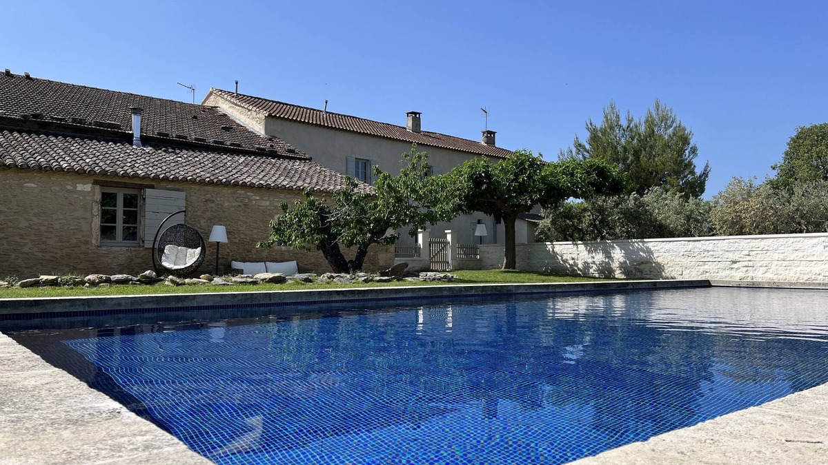 Saint-Etienne-du-Gres Other | Sublime mas provençal of character revovated with a large pool