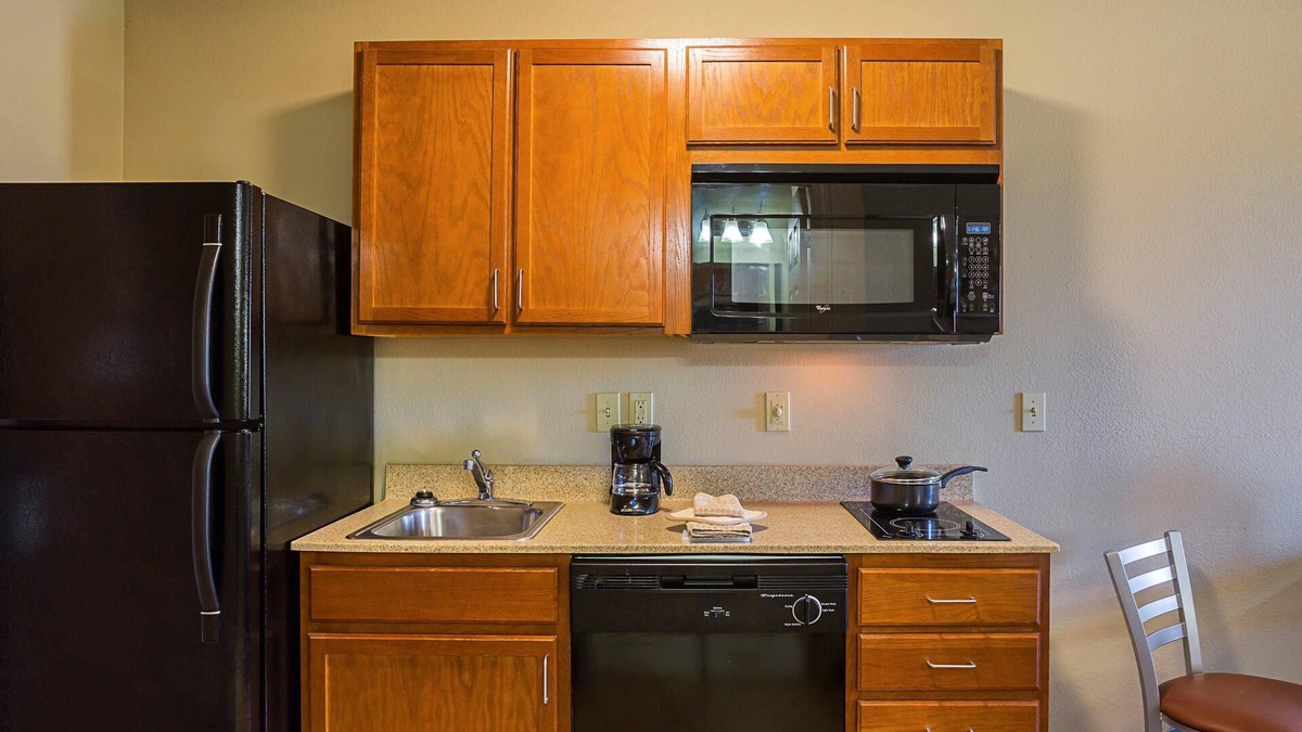Jeffersonville - Clarksville Hotel | Suburban Studios Clarksville-Louisville North