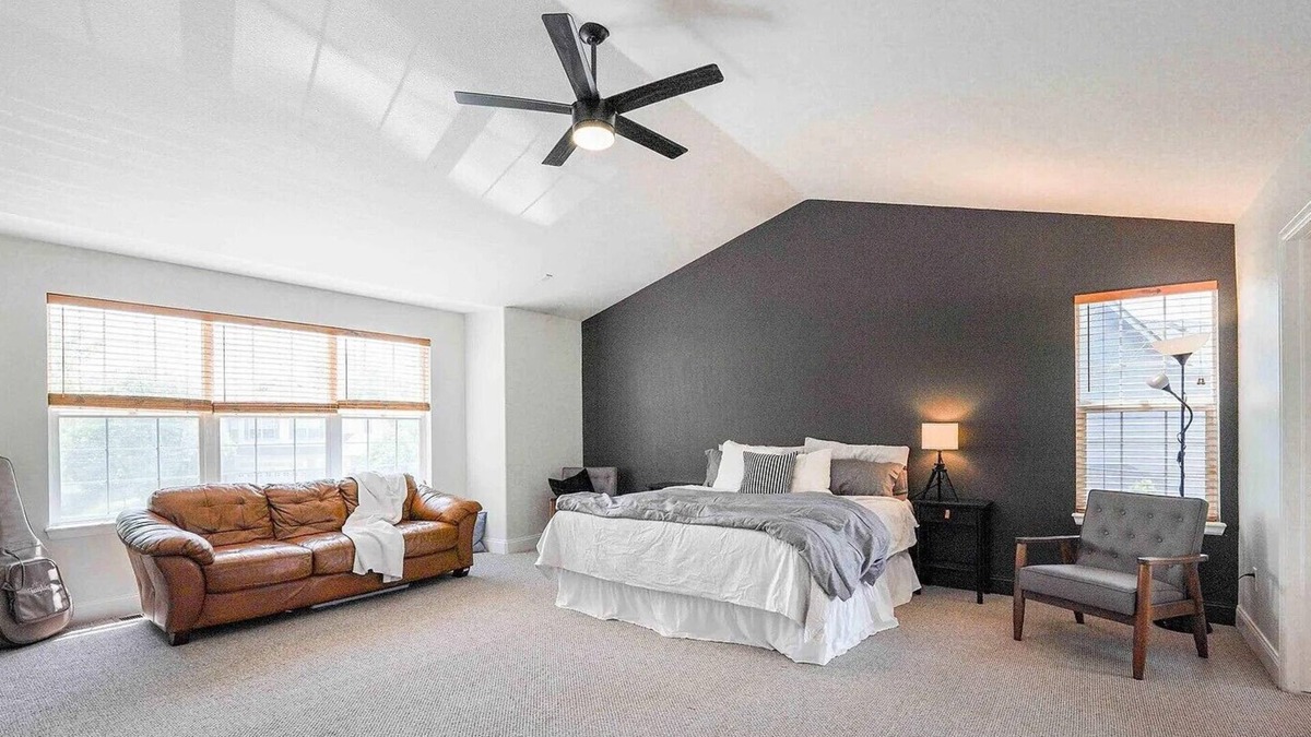 Firestone House | Suburban Villa with ALL the Amenities