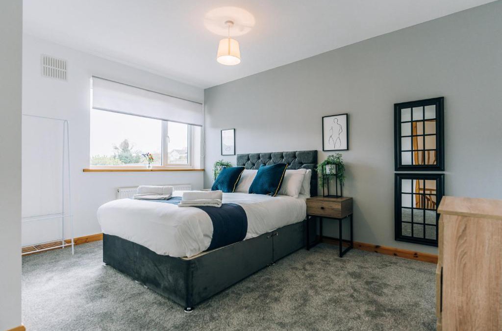 Stockton-on-Tees House | Sudbury House 3 Bedrooms Workstays UK Video Tour Available