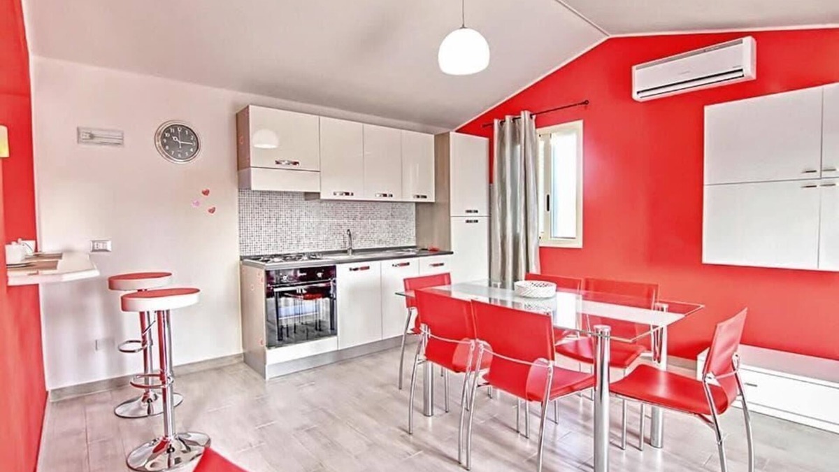 Piana Calzata Villa | Suite Olimpo Apartment - Holiday Houses Mare Nostrum | In front of the beach