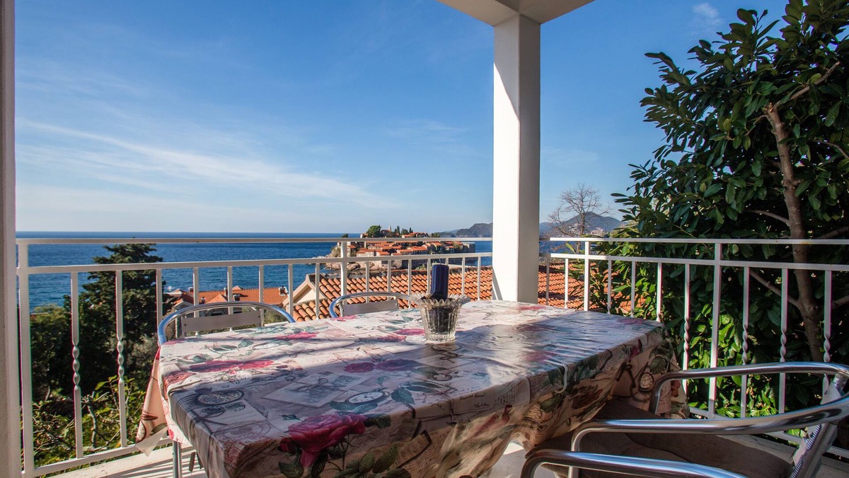 Sveti Stefan Apartment | Suitable Modern One Bedroom Apartment With Sea View