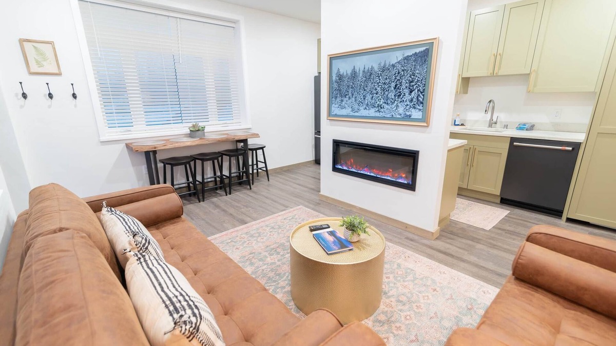 Palmer Apartment | Suite 03 Downtown Palmer