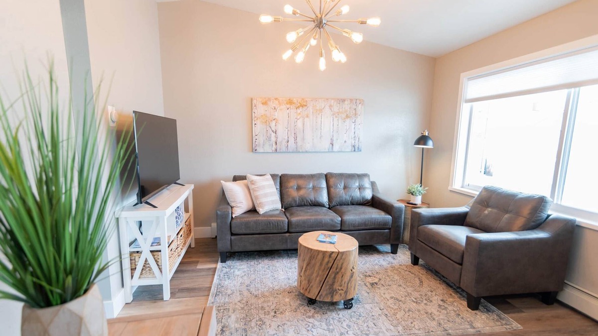 Palmer Apartment | Suite 08 Downtown Palmer