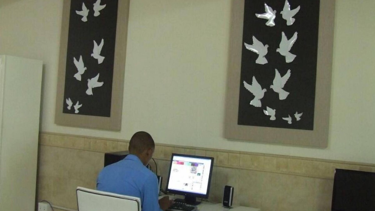 Kempton Park Bed & Breakfast | Suite 1-Doves Nest Guest House-Bed and Breakfast