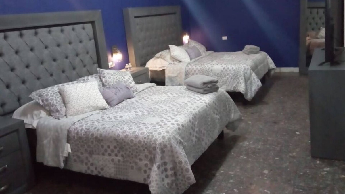 Cuauhtemoc Apartment | SUITE 2, EN PRIMER PISO CON DOS CAMAS QUEEN, CON TV, Y UN GRAN BAÑO